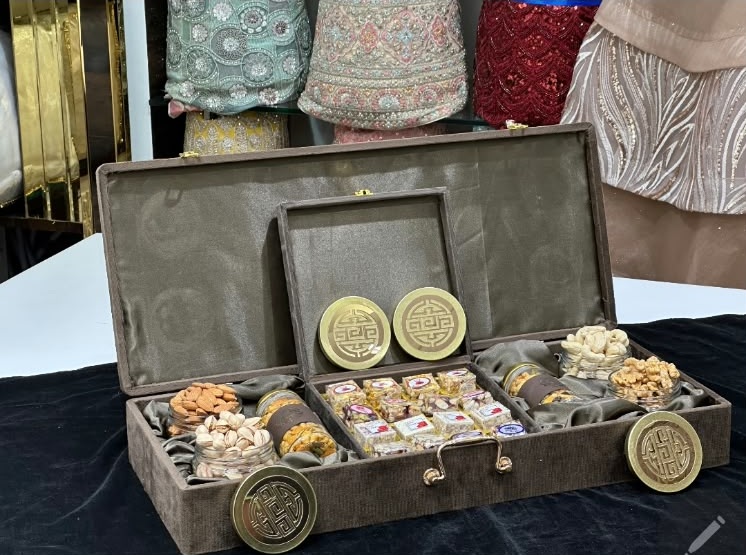 Royal Medallion Velvet Trunk